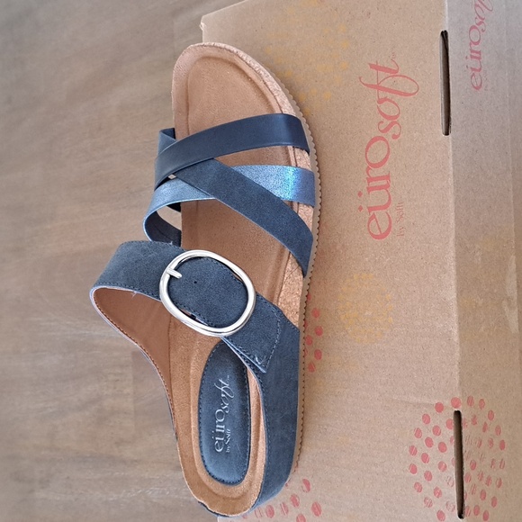 Eurosoft | Shoes | Eurosoft Genalyn Sandal Color Navy Size Women
